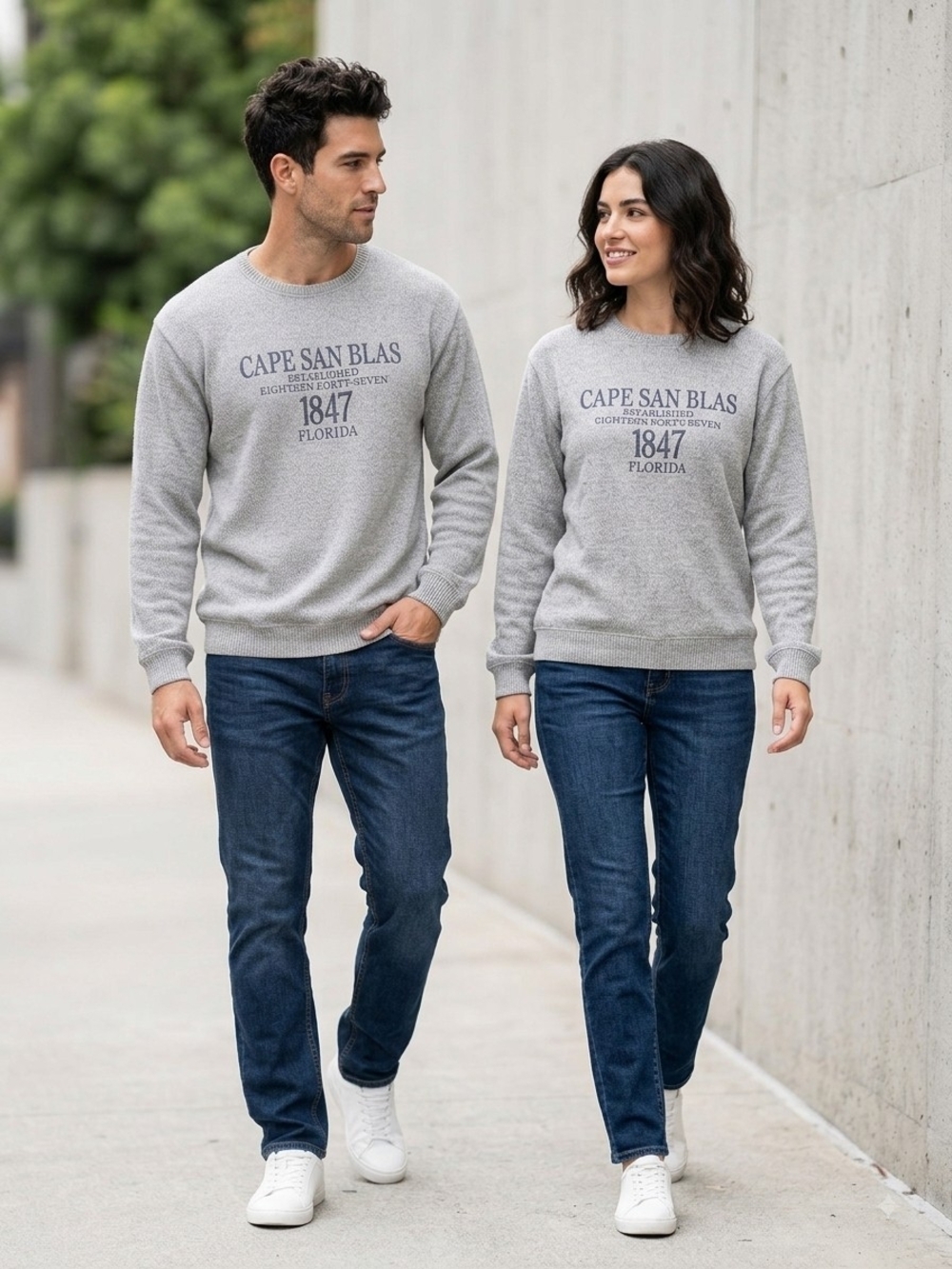 Unisex Size Medium Heather Gray Pacific & Co. Crewneck Sweatshirt.